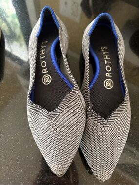 Rothy's Pointed Knit Flats in Gray with Royal Blue Trim